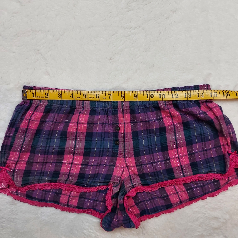 3/$20 Victoria's Secret Pink Purple Plaid Mid Rise Short Pajama Shorts Size S - Picture 3 of 9